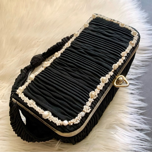 v i n t a g e :: Unique Ruched Covered Basket Box Evening Bag Purse - Picture 4 of 15